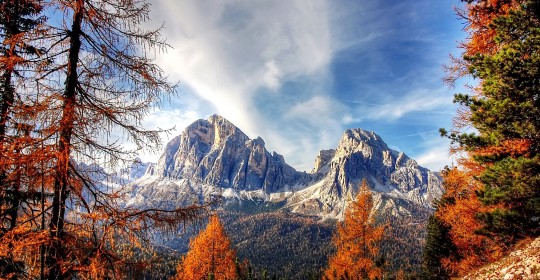 dolomites-2897227_1920